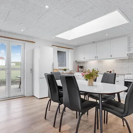 Pet Friendly In With House Sea View * Lokken