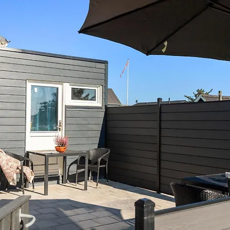 Pet Friendly In With House Sea View